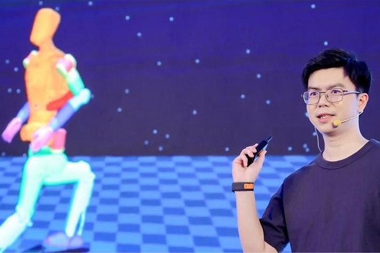 天才少年稚晖君leyu.com乐鱼机器人走路进场！AI模型做大脑，目标售价20万以内